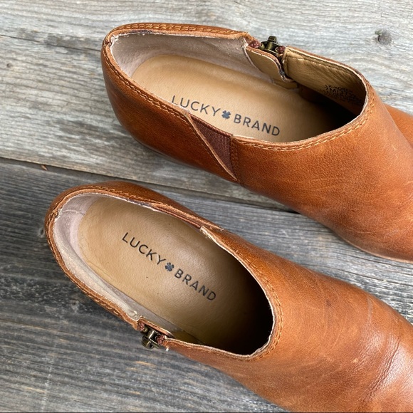 Lucky Brand Koben Tan Leather Ankle Booties - Picture 8 of 9